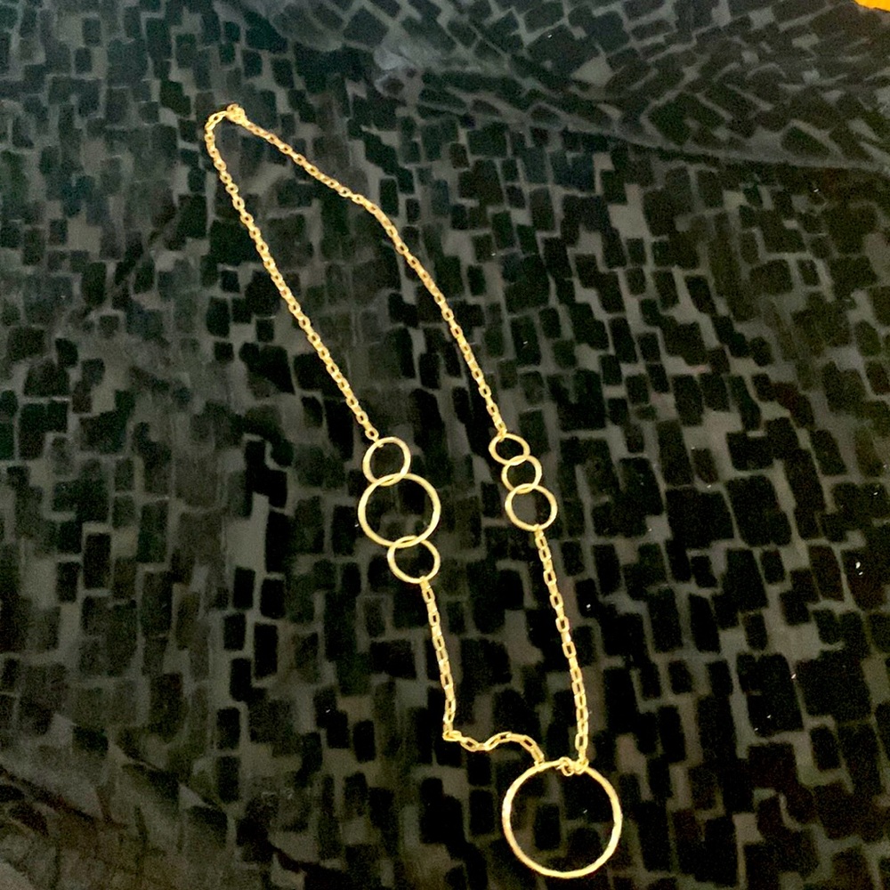 Long necklace gold tone